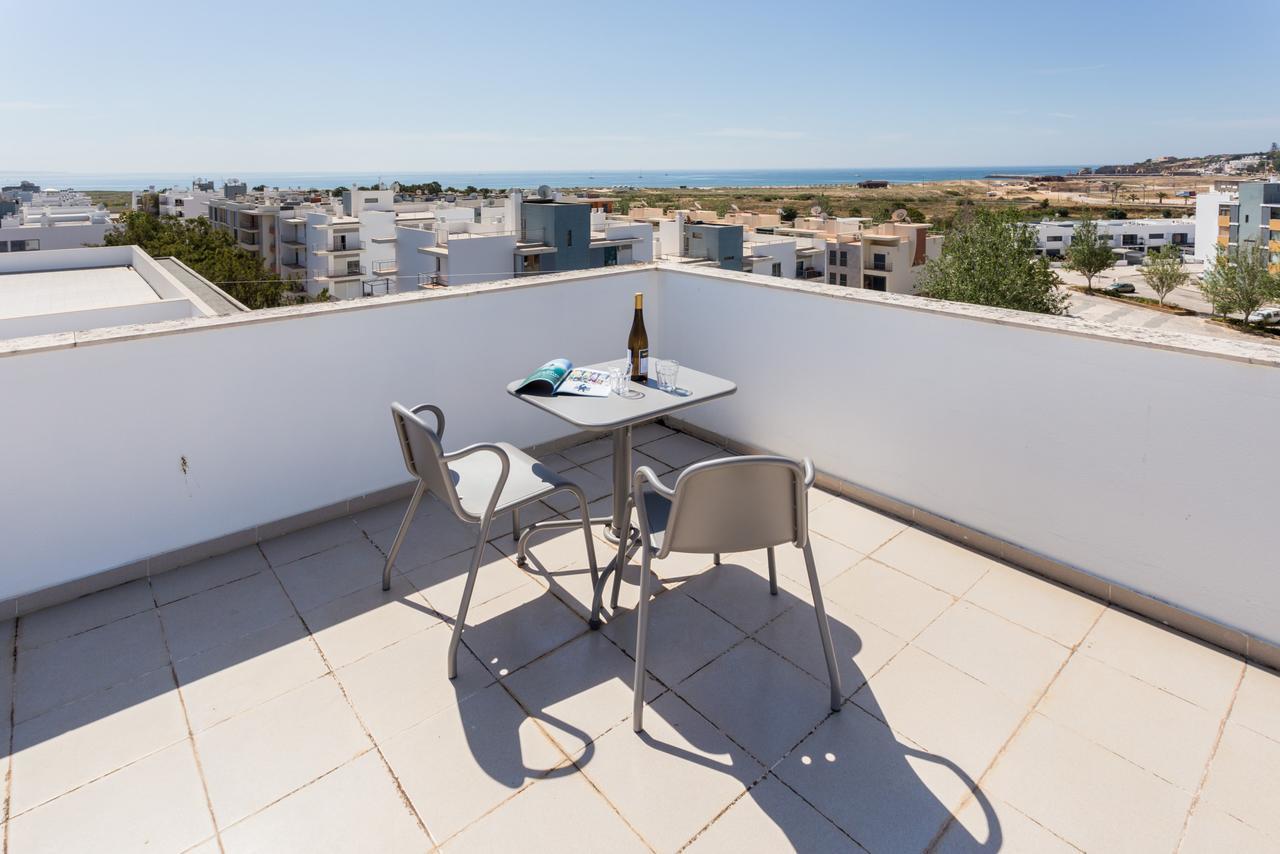 Pedros Apartment By Seewest Lagos Exterior foto
